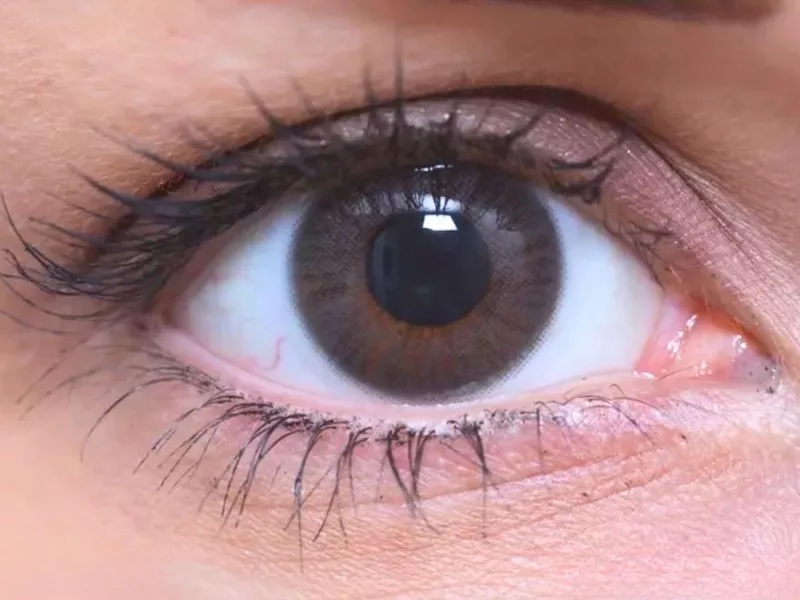 ColourVUE Egyrétegű Szürke (2 db) , kiemelő, 3 havi kontaktlencse