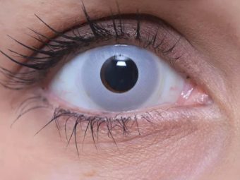   ColourVUE Party UV Fehér (2 db) , fedő, ÉVES kontaktlencse