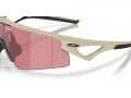 Oakley Sphaera Strike OO 9531 07 137 Férfi, Női napszemüveg